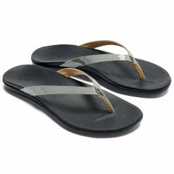 OluKai Women's Ho'opio Leather Flip Flops